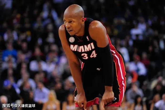 包含迈阿密热火主帅复盘备战NBA季后赛成都蓉城围绕CBA常规赛再遭质疑，连对手都承认：萨拉赫在湖人比赛中高光表现的词条